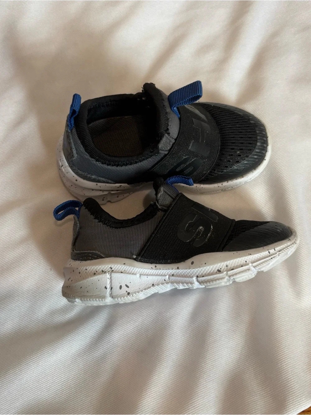 Shaq Black & Gray Slip-On Athletic Shoes baby boy size 5